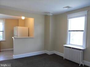 1005 Weller Ave-Unit -2ND FL in Havertown, PA - Building Photo - Building Photo