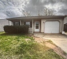 4005 Rainbow Dr in Virginia Beach, VA - Building Photo