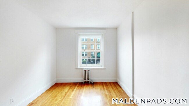 120 Summer St in Malden, MA - Building Photo - Building Photo