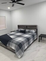 735 SE 20th Ave, Unit g2 in Deerfield Beach, FL - Building Photo