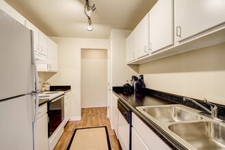 Piedmont in Bellevue, WA - Building Photo - Building Photo