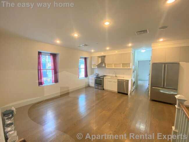 15 Boardman St, Unit 2 in Cambridge, MA - Building Photo - Building Photo