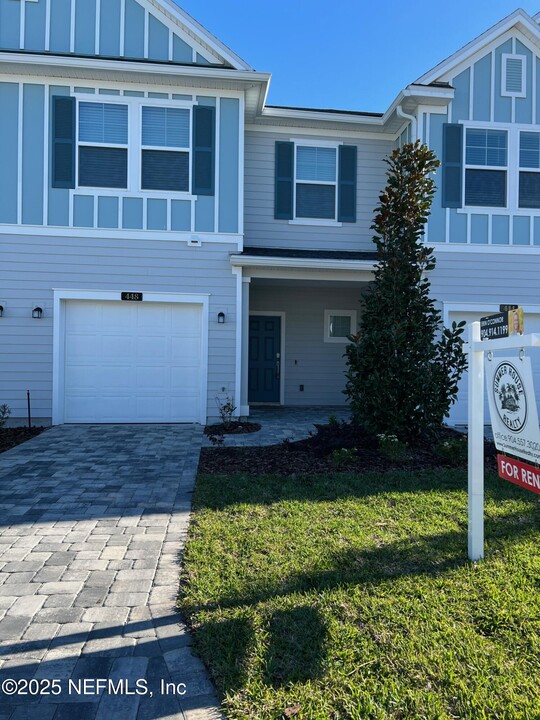 448 Boracay Cir in Saint Johns, FL - Foto de edificio