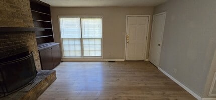 2719 Clayton Dr NW in Huntsville, AL - Building Photo - Building Photo