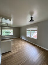 2030 N 86th St, Unit 2030 in Wauwatosa, WI - Building Photo - Building Photo