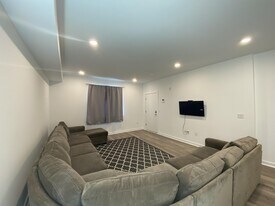 317 N 41st St in Philadelphia, PA - Building Photo