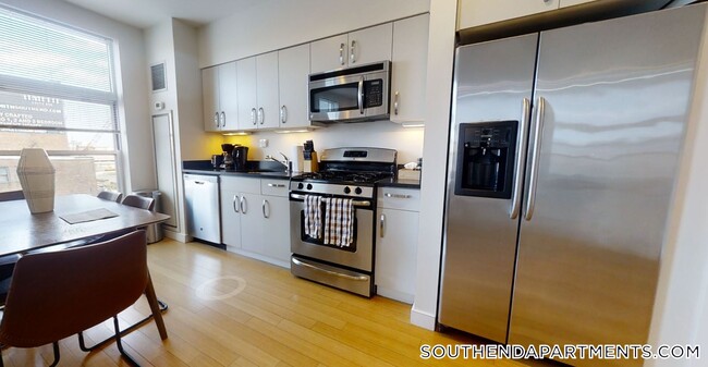 601 Albany St in Boston, MA - Building Photo - Building Photo