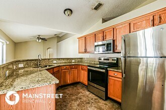 822 Del Prado Dr in Kissimmee, FL - Building Photo - Building Photo