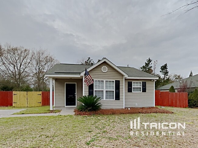 property at 209 Oakpointe Dr