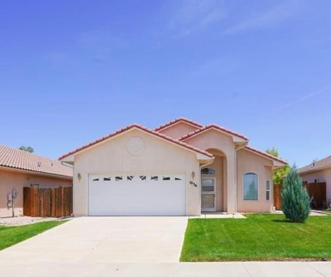 property at 1036 Willowcrest Dr