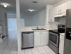 17432 SW 140th Ct in Miami, FL - Building Photo - Building Photo