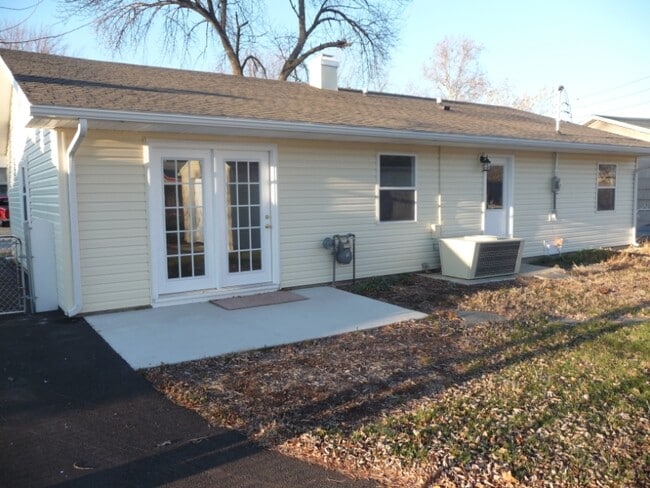 1009 Archway Dr in Lafayette, IN - Building Photo - Building Photo