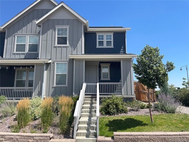 property at 1900 Shoshone Pl
