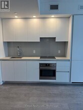 4015 The Exchange in Mississauga, ON - Building Photo - Building Photo