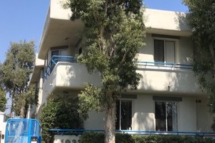 1933 18th St, Unit 202 in Santa Monica, CA - Building Photo