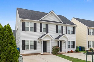 Blackwolf Run at Hedingham Apartments
