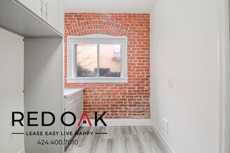 147 Normandie Ave in Los Angeles, CA - Building Photo - Building Photo