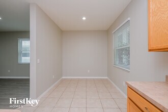 11108 Creek Haven Dr in Riverview, FL - Foto de edificio - Building Photo