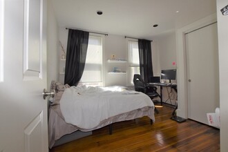 135 Otis St, Unit 1 in Cambridge, MA - Building Photo - Building Photo