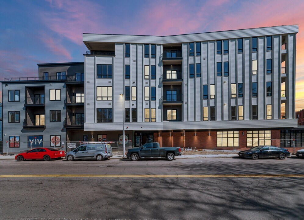Viv Boston in Dorchester, MA - Foto de edificio