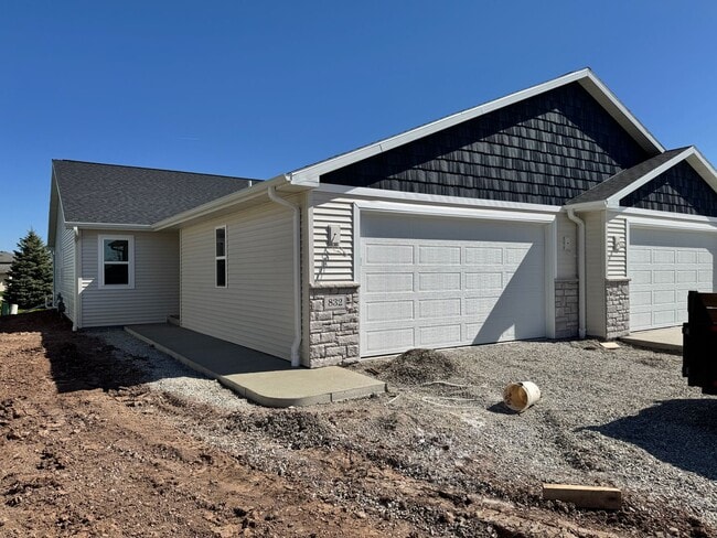 property at 830 Highland Park Rd