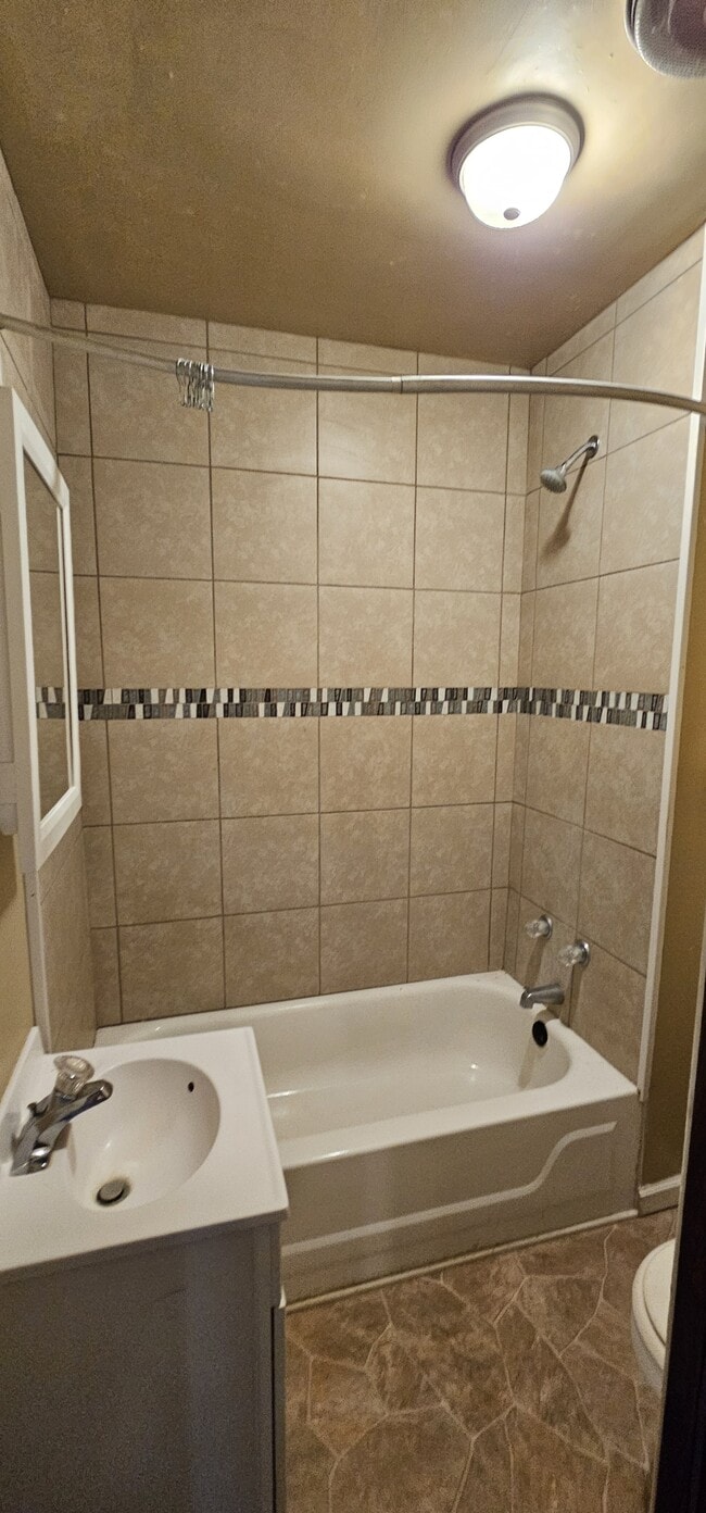 property at 110 1/2 E Jefferson St