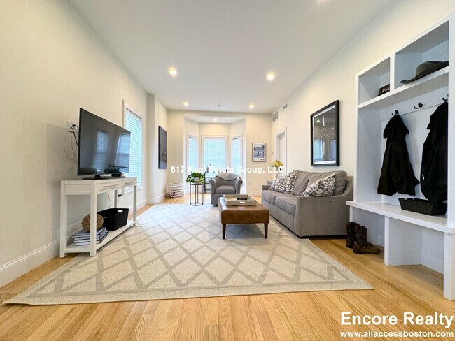 58 E Springfield St, Unit 58 E Springfield Street