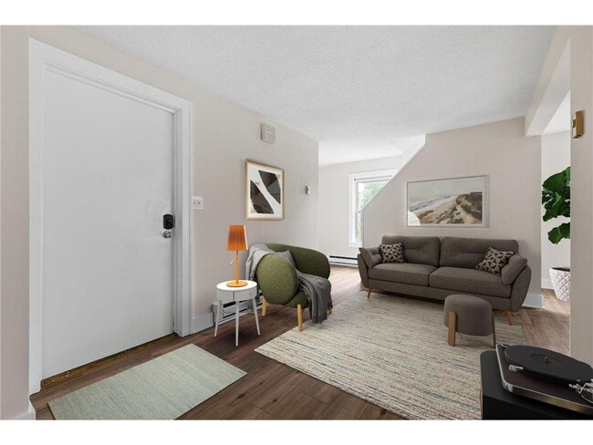 2610 Dupont Ave S in Minneapolis, MN - Building Photo - Building Photo