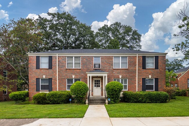 property at 2504 Mountain Brook Cir