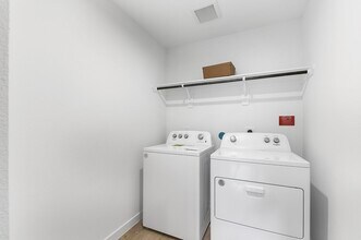 3203 Langley Bnd Ln in Fulshear, TX - Building Photo - Building Photo