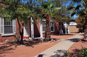 West Side Senior Housing in El Paso, TX - Foto de edificio - Building Photo