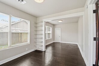 1724 S Jamestown Ave in Tulsa, OK - Building Photo - Building Photo