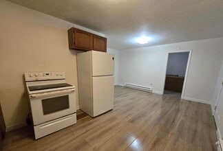 2001 Dixon St in Ashland, KY - Building Photo - Building Photo