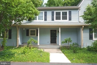 211 Ross Stevenson Cir in Princeton, NJ - Building Photo - Building Photo