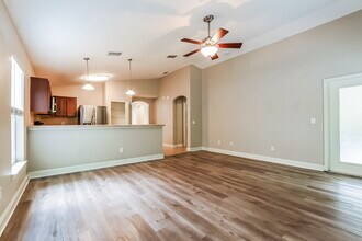 2432 Princeton Ave in Sanford, FL - Building Photo - Building Photo