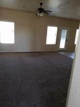 5042 Kenner Way in Las Cruces, NM - Building Photo - Building Photo