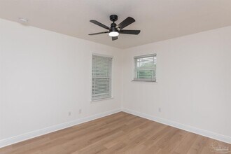 1005 N A St in Pensacola, FL - Building Photo - Building Photo