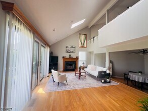 51 Talbot St in Franklin Township, NJ - Building Photo - Building Photo