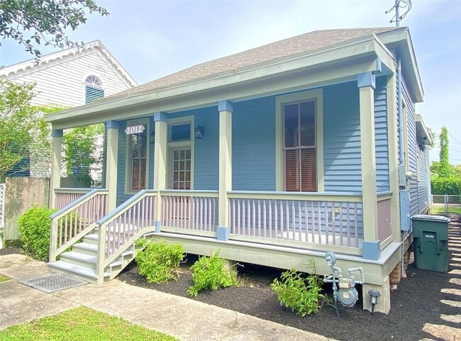 2012 Ursuline St in Galveston, TX - Building Photo - Building Photo
