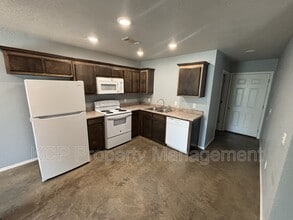 101 Perciful St in Roland, OK - Building Photo - Building Photo