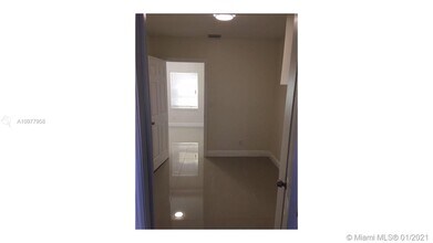 2128 Cleveland St-Unit -1 in Hollywood, FL - Building Photo - Building Photo