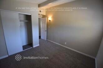 10831 Balboa Blvd in Los Angeles, CA - Foto de edificio - Building Photo