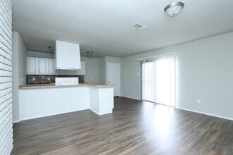 24018 Reagon Canyon Dr in Hockley, TX - Building Photo - Building Photo
