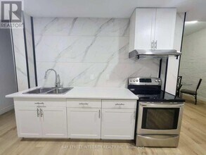 71 Main St E in Hamilton, ON - Building Photo - Building Photo