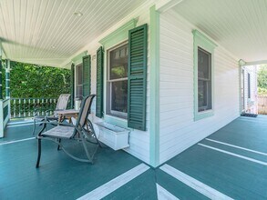 173 14th Ave in Sea Cliff, NY - Building Photo - Building Photo