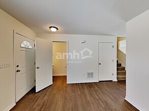 13902 Travis Boyd Cir in Herriman, UT - Foto de edificio - Building Photo