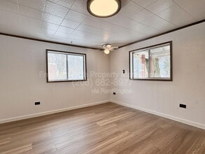 104 Main St in Pinehurst, ID - Building Photo - Building Photo