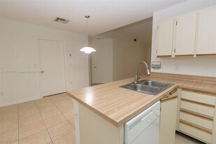 18328 NW 68th Ave in Hialeah, FL - Building Photo