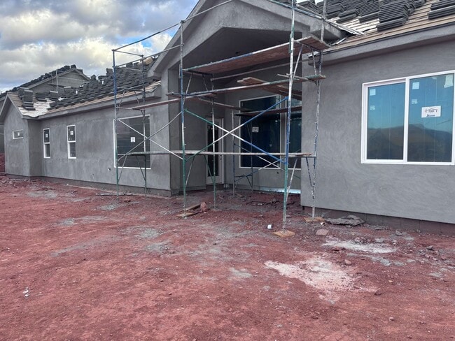 2858 Creek Side Ct in Washington, UT - Building Photo - Building Photo