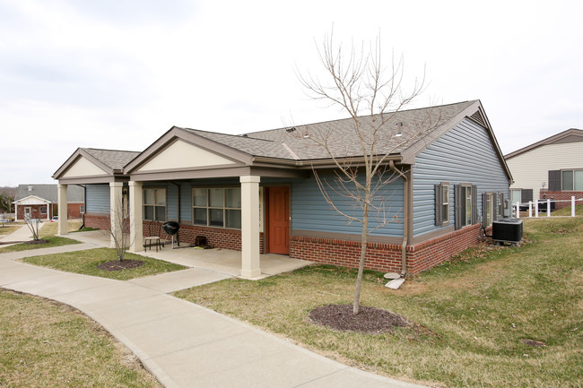 Orchard Court Apartments in Wooster, OH - Foto de edificio - Building Photo